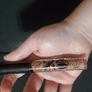Kat Von D Vinyl Lip Cream